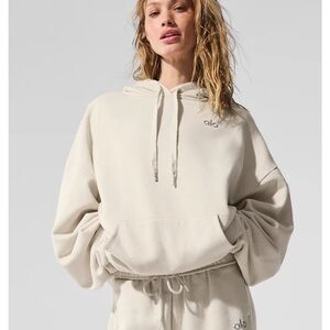 ALO Bone Long Sleeve Sweatshirt and Sweatpants